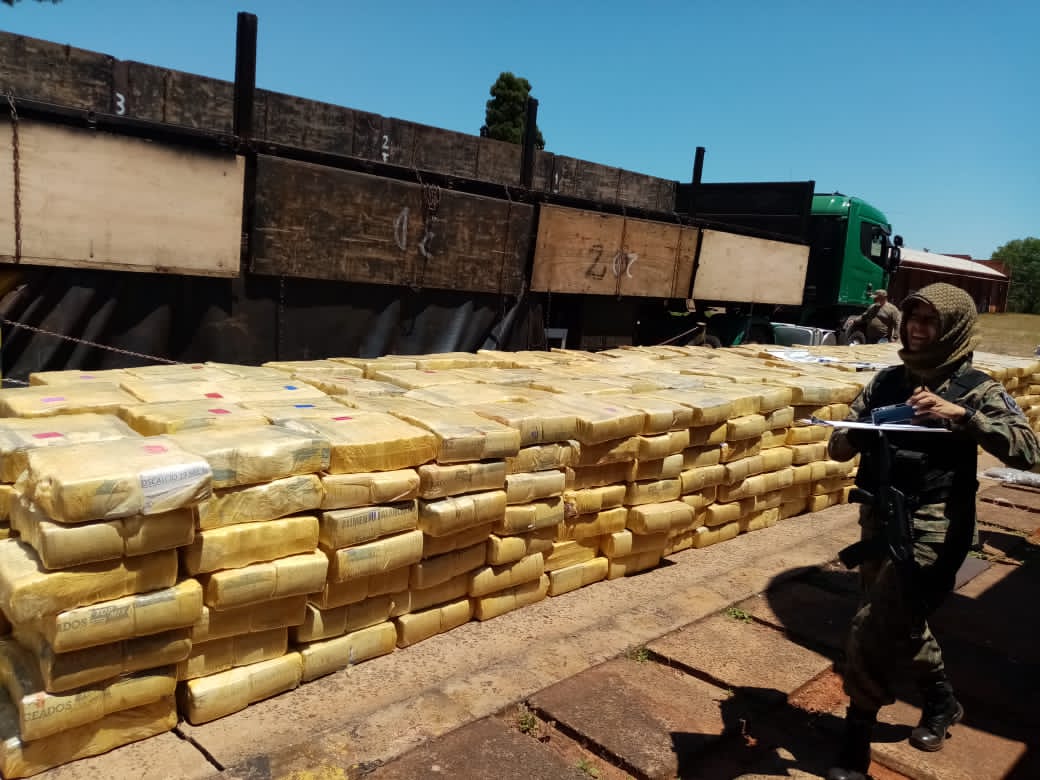 Incautan cerca de 19 000 kilos de marihuana en San Pedro