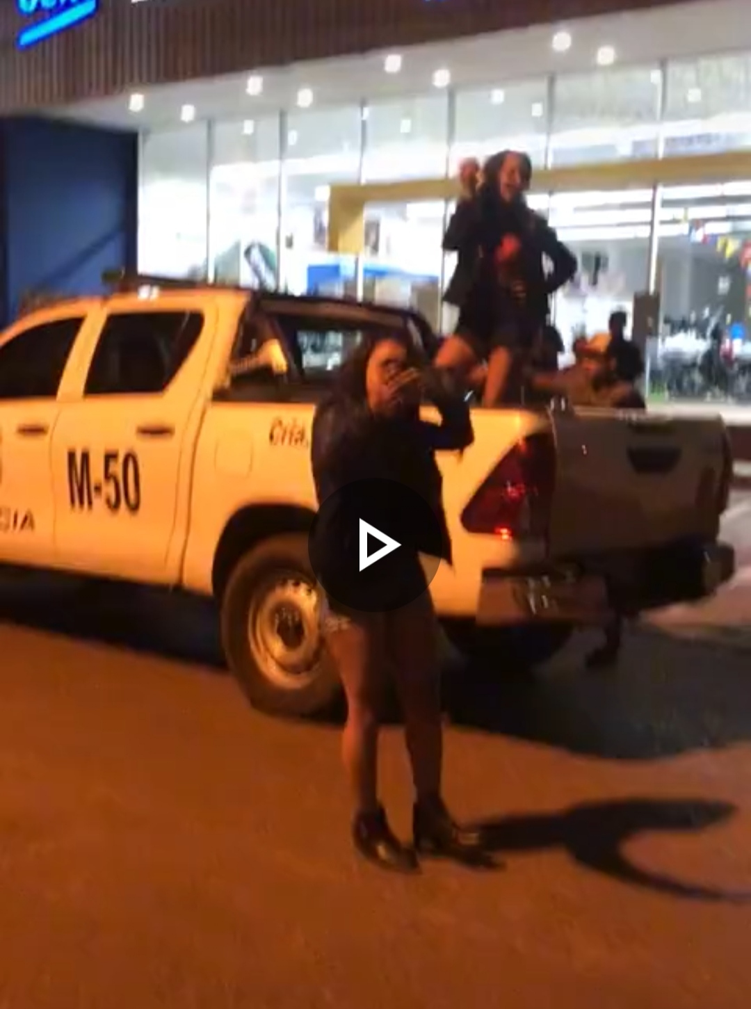 Vídeo de la farra en la patrullera de la comisaría 5ta. Curuguaty