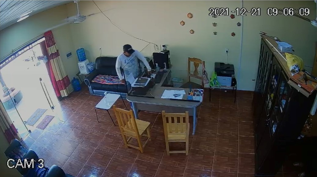 VÍDEO. Ladrón hurta celular de alta gama en Curuguaty