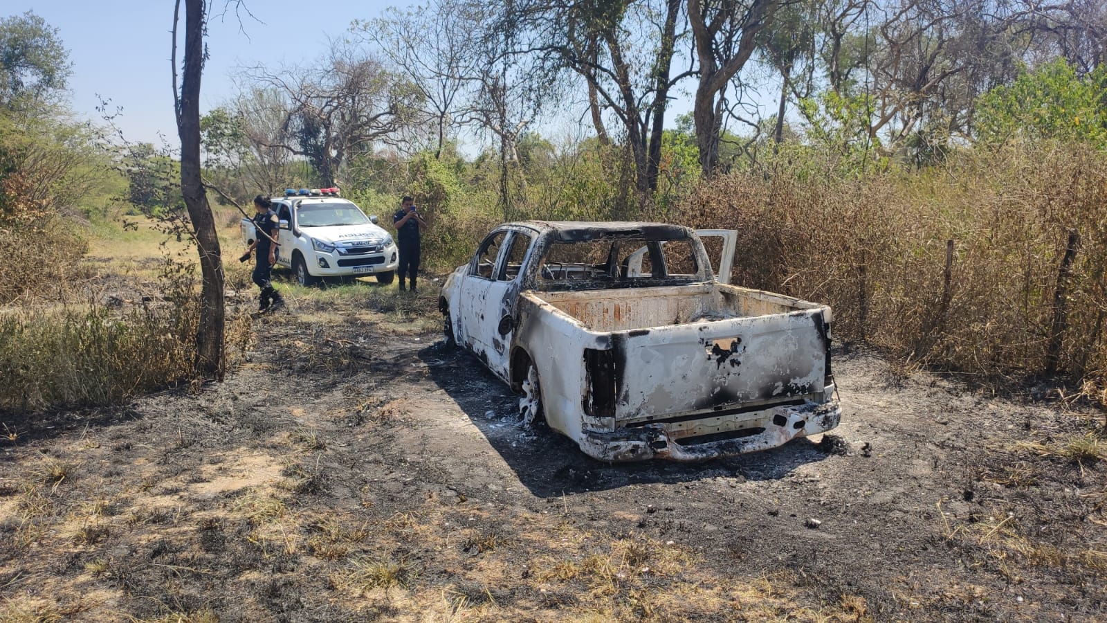 VÍDEO. Hallan camioneta que habrían utilizado los sicarios incinerada