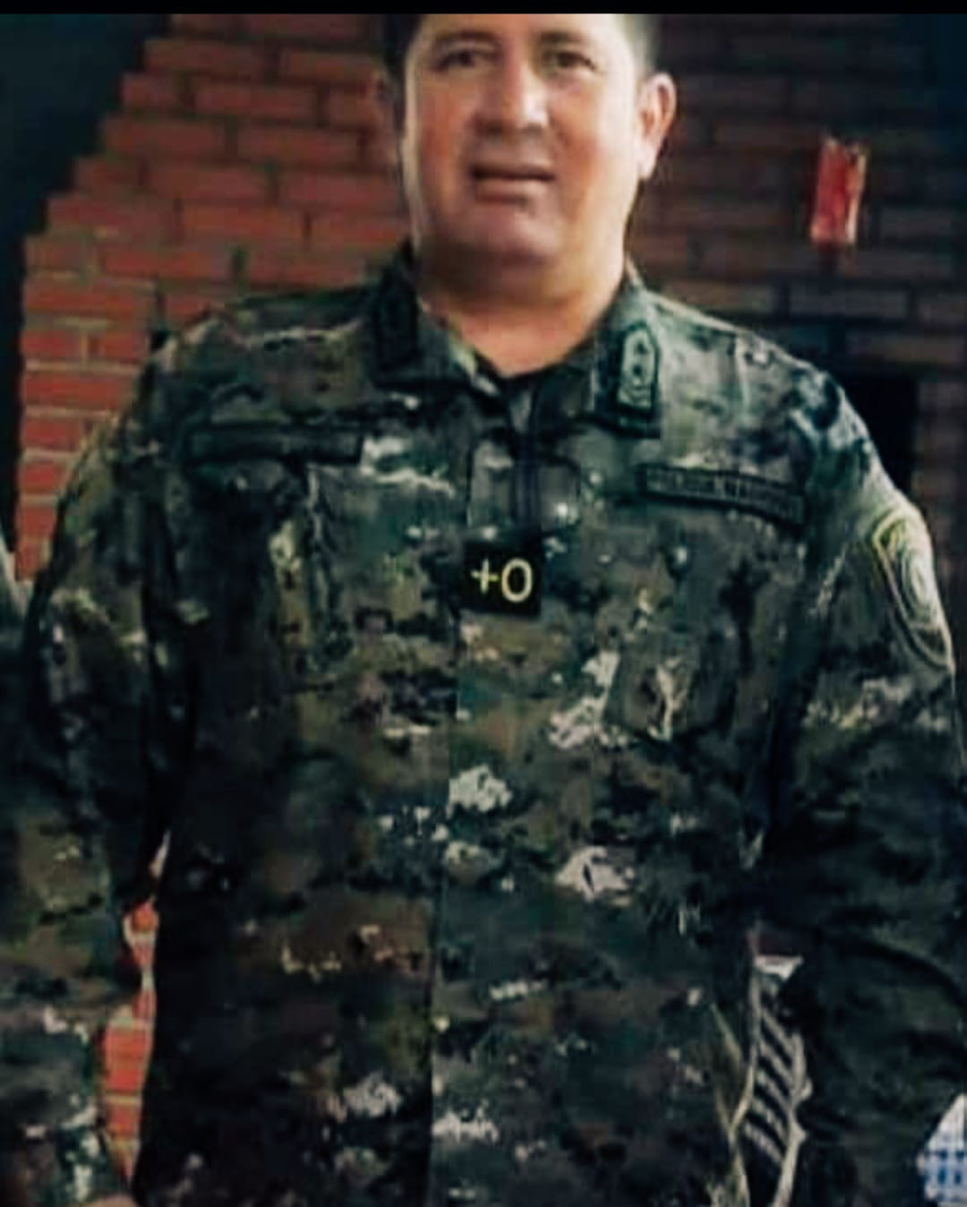Agente de policía es asesinado de al menos 20 balazos