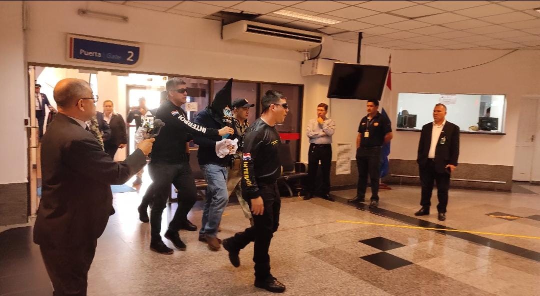 Llegó a Paraguay Tío Rico líder del Clan Insfran
