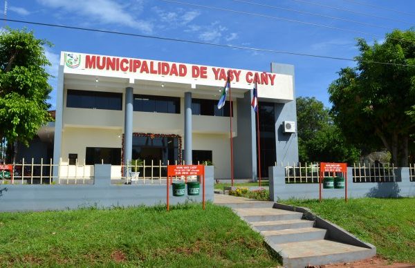 Municipalidad aprueba plano de tierra donada por empresa en Mbatay