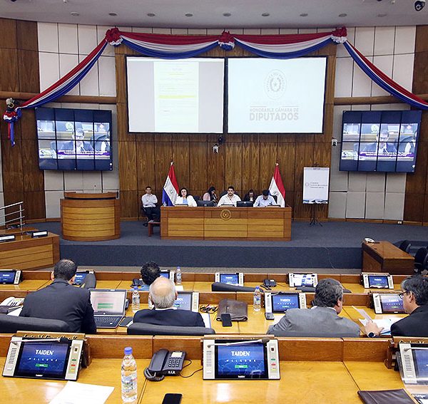 Diputados aprueban ley Esgaib que favorece a los corruptos