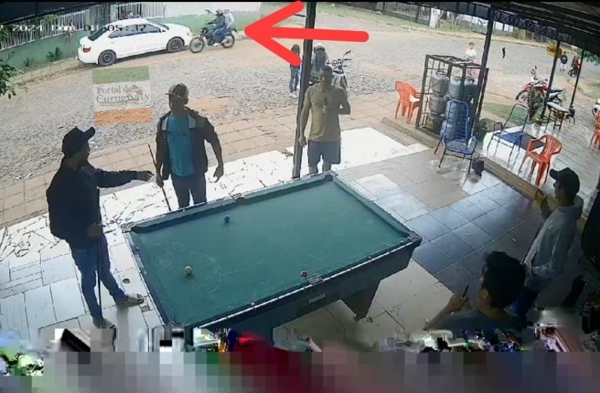 Vídeo muestra como sicarios acribillaron a un hombre en SDG