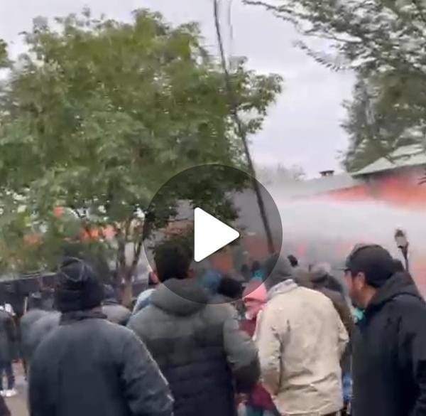 Feroz represión a manifestantes en Arroyito