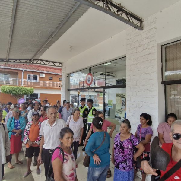 Gobierno somete terriblemente a los adultos mayores