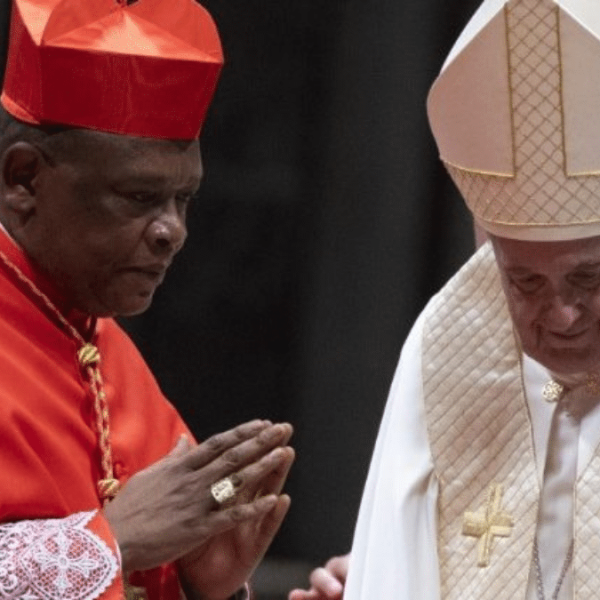 Sepa quien es el Cardenal que podría ser el primer Papa negro de la historia
