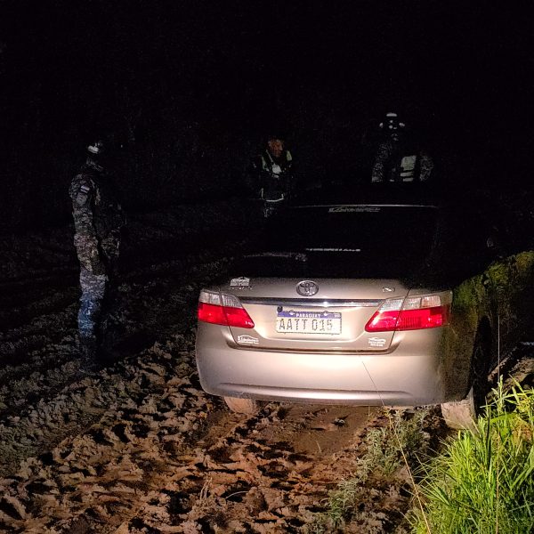 Hallan automóvil hurtado en Curuguaty