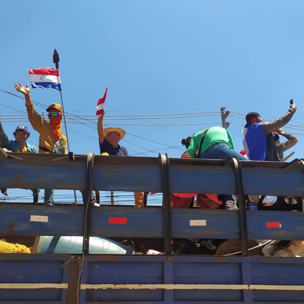 Sintierras avanzan hacia la estancia Lusipar
