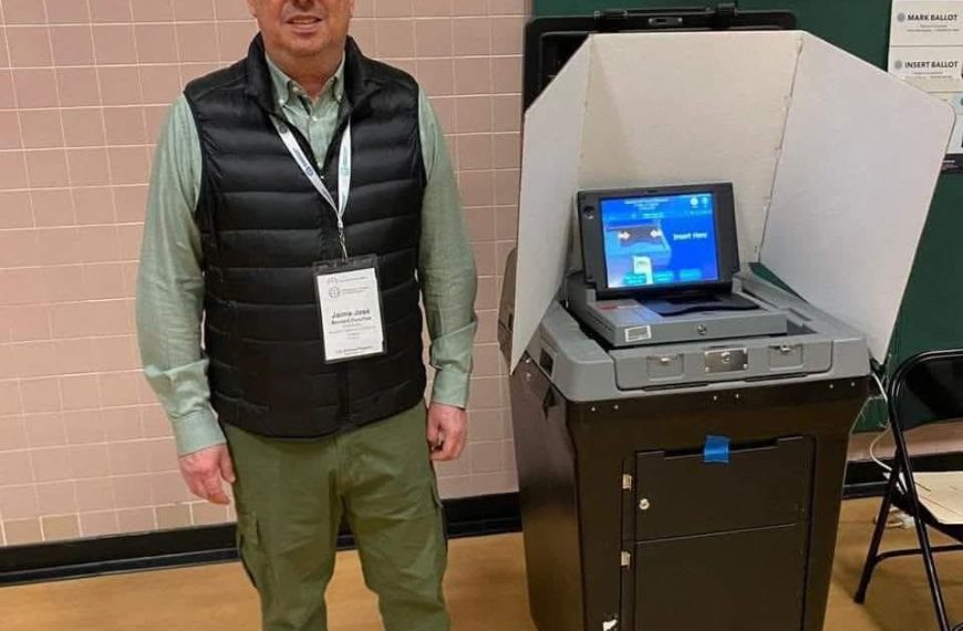 Cartistas logran imponer máquinas de votación para las municipales