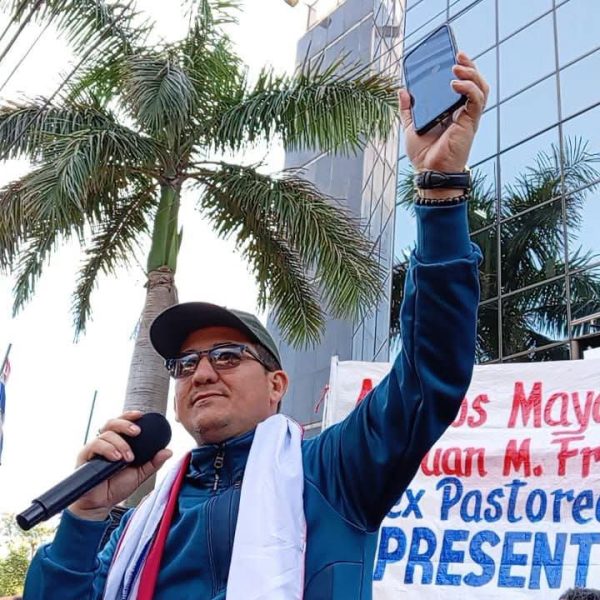 Suspenden audiencia de imposición de medidas para Elías Cabral