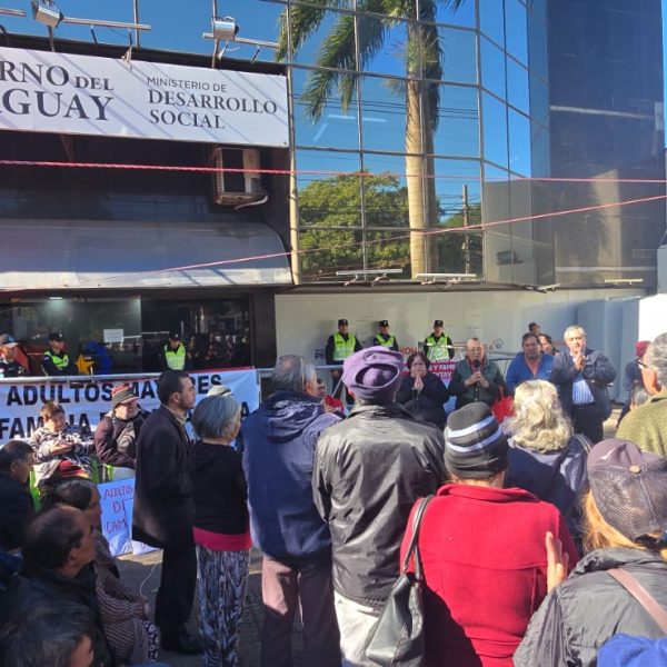 Abuelos dan ejemplo de lucha y resistencia en Paraguay