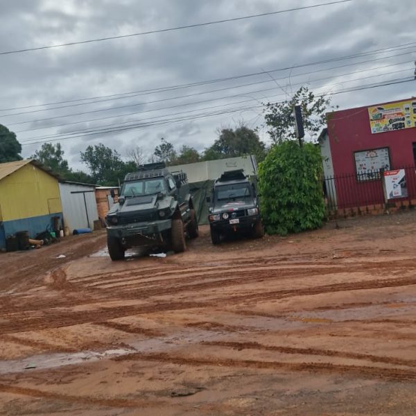 La FTC abre un mini campamento en la casa de Almin Brum