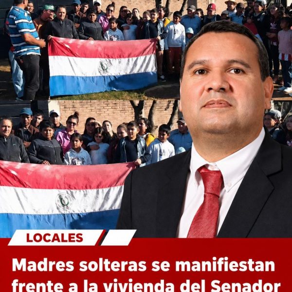 Madres solteras se manifiestan frente a la vivienda del senador Derlis Maidana por proyecto habitacional