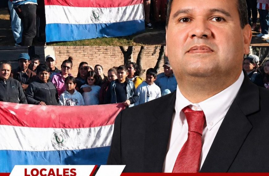 Madres solteras se manifiestan frente a la vivienda del senador Derlis Maidana por proyecto habitacional