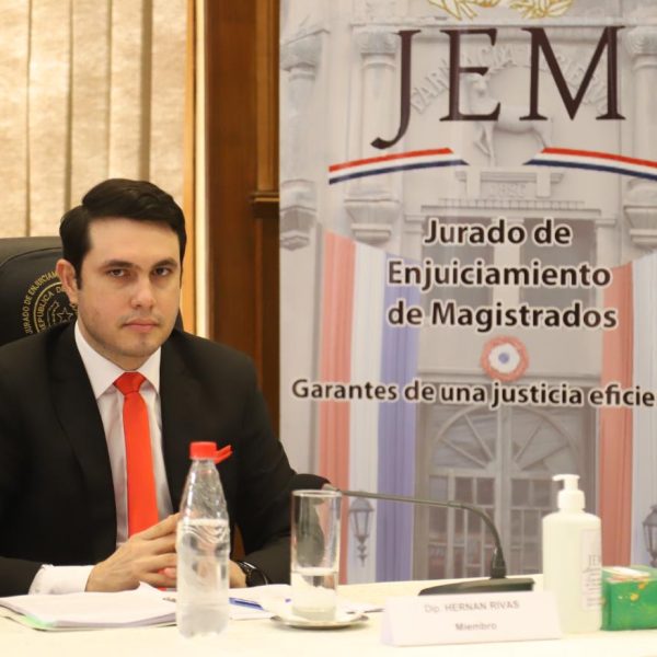 Inicirá juicio oral y público al exsenador Hernán Rivas